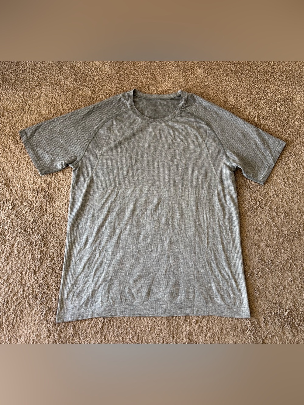 Men’s Lululemon Live In Practice Short Sleeve Gray Shirt